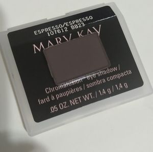 Eye shadow